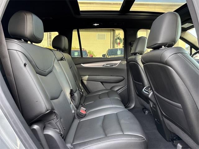 2025 Cadillac XT6 Luxury