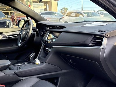 2025 Cadillac XT6 Luxury