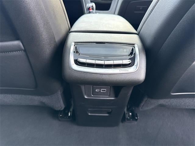 2025 Cadillac XT6 Luxury