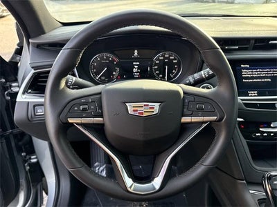 2025 Cadillac XT6 Luxury