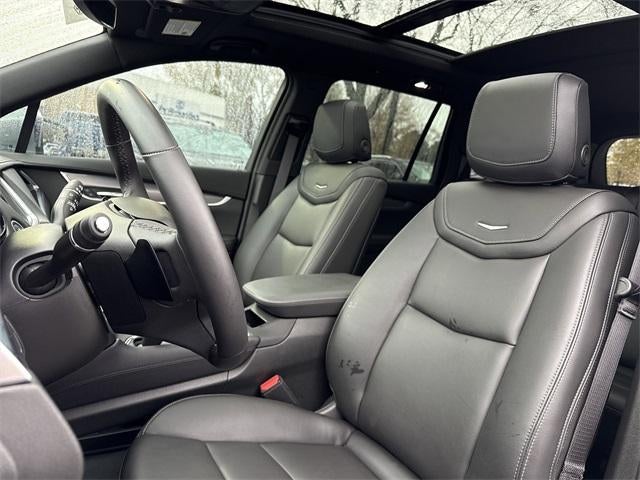 2025 Cadillac XT6 Luxury