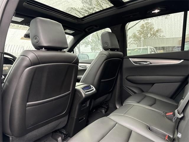 2025 Cadillac XT6 Luxury