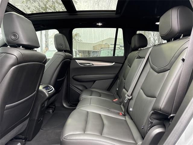 2025 Cadillac XT6 Luxury