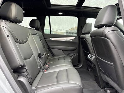 2025 Cadillac XT6 Luxury