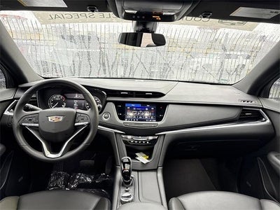 2025 Cadillac XT6 Luxury