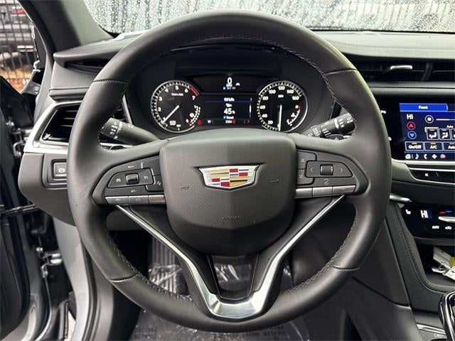 2025 Cadillac XT6 Luxury