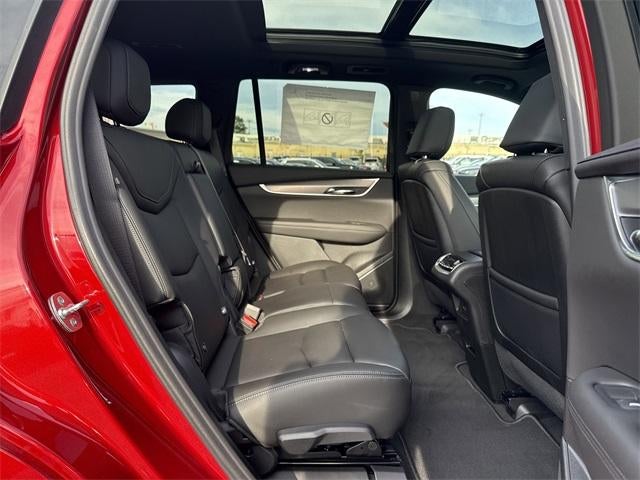 2025 Cadillac XT6 Luxury