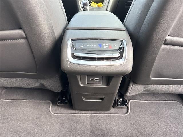 2025 Cadillac XT6 Luxury