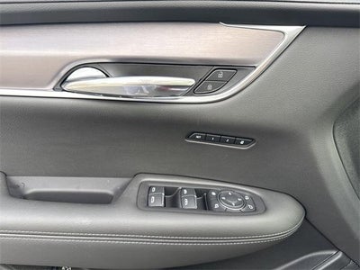 2025 Cadillac XT6 Luxury