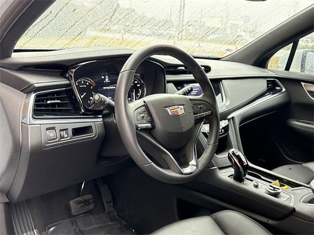 2025 Cadillac XT6 Luxury