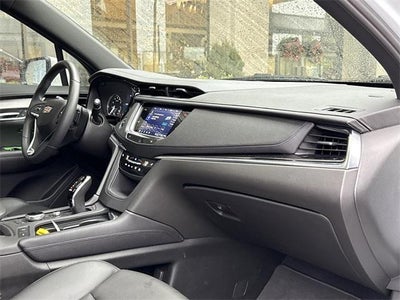 2025 Cadillac XT6 Luxury