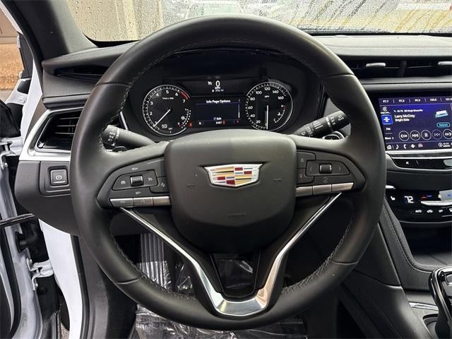2025 Cadillac XT6 Luxury