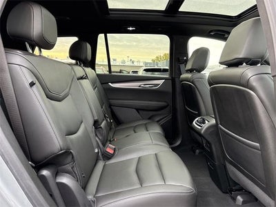 2025 Cadillac XT6 Luxury