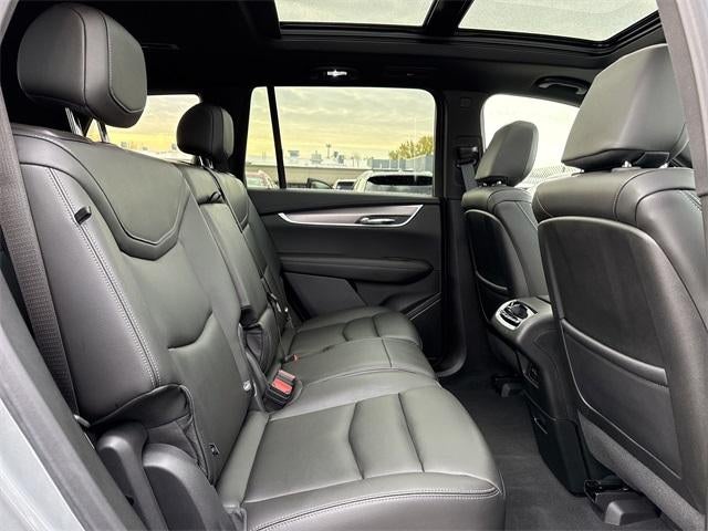 2025 Cadillac XT6 Luxury