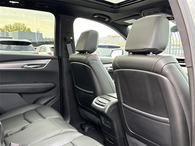 2025 Cadillac XT6 Luxury