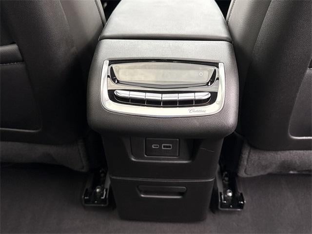 2025 Cadillac XT6 Luxury