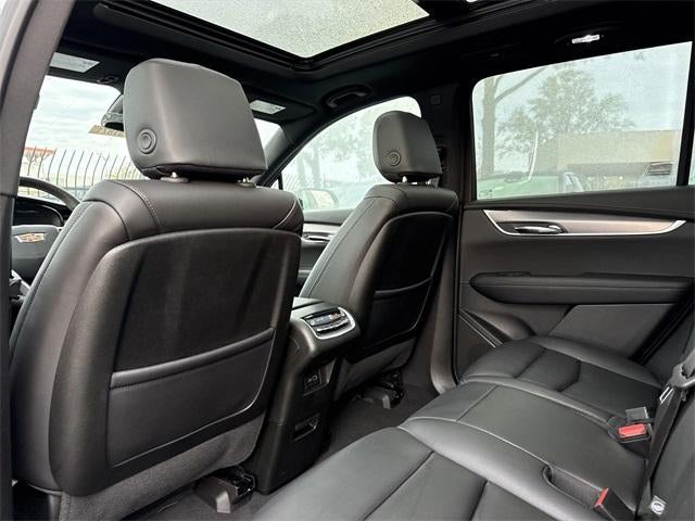 2025 Cadillac XT6 Luxury