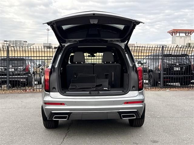 2025 Cadillac XT6 Luxury