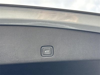 2025 Cadillac XT6 Luxury