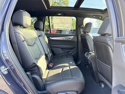 2025 Cadillac XT6 Luxury