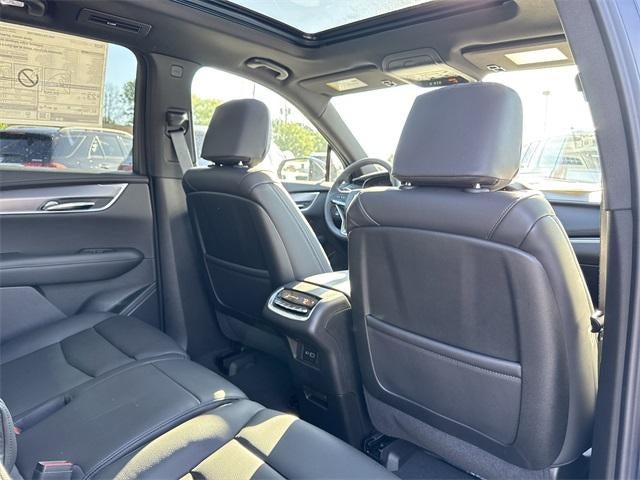 2025 Cadillac XT6 Luxury