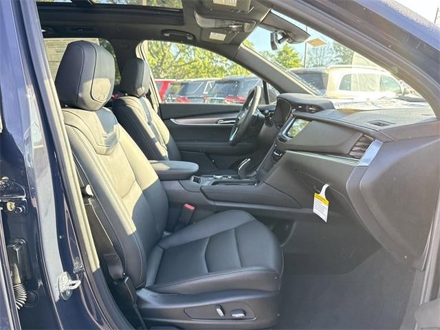 2025 Cadillac XT6 Luxury