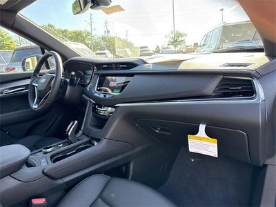 2025 Cadillac XT6 Luxury