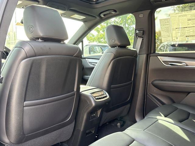 2025 Cadillac XT6 Luxury