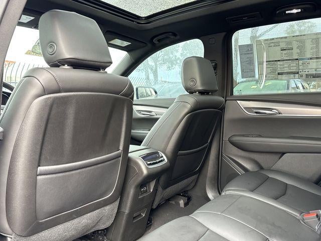 2025 Cadillac XT6 Luxury