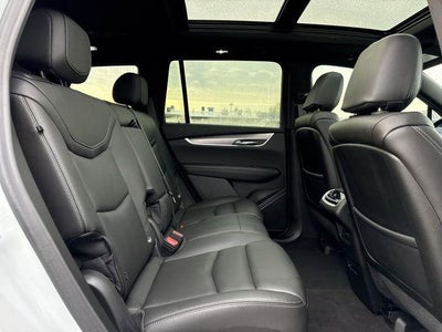 2025 Cadillac XT6 Luxury