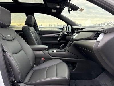 2025 Cadillac XT6 Luxury