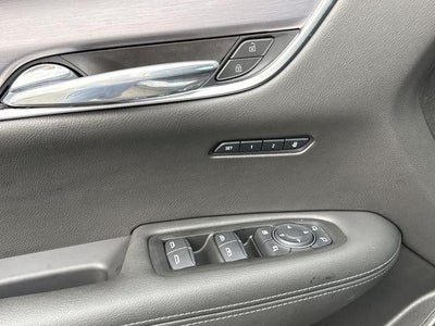 2025 Cadillac XT6 Luxury