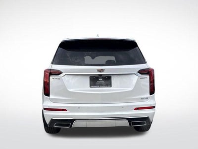 2025 Cadillac XT6 Luxury