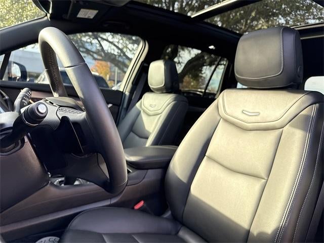 2025 Cadillac XT6 Luxury