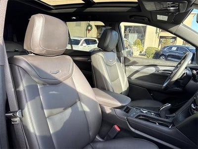 2025 Cadillac XT6 Luxury