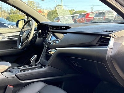 2025 Cadillac XT6 Luxury