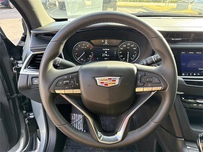 2025 Cadillac XT6 Luxury