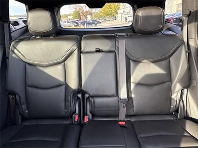 2025 Cadillac XT6 Luxury