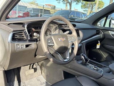 2025 Cadillac XT6 Luxury