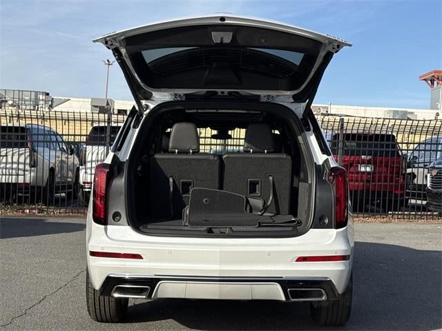 2025 Cadillac XT6 Luxury