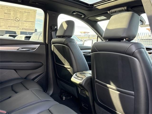 2025 Cadillac XT6 Luxury