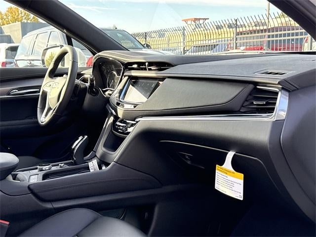 2025 Cadillac XT6 Luxury