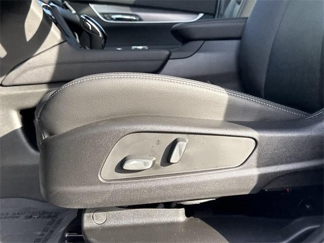 2025 Cadillac XT6 Luxury