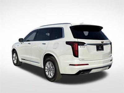 2025 Cadillac XT6 Luxury