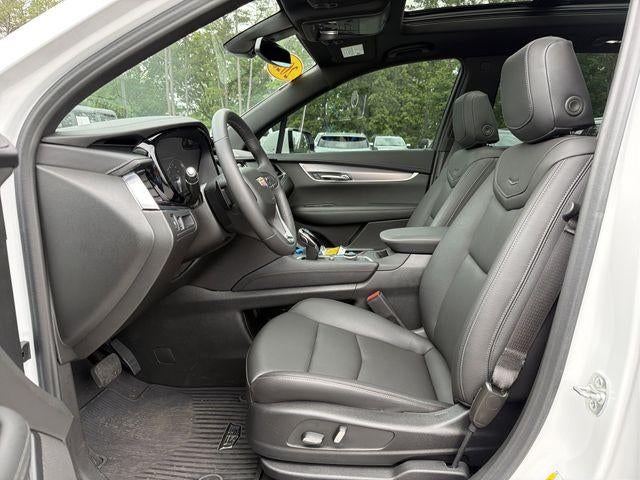 2025 Cadillac XT6 Luxury