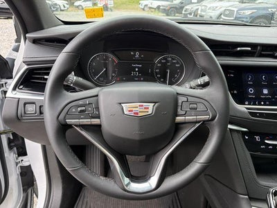2025 Cadillac XT6 Luxury