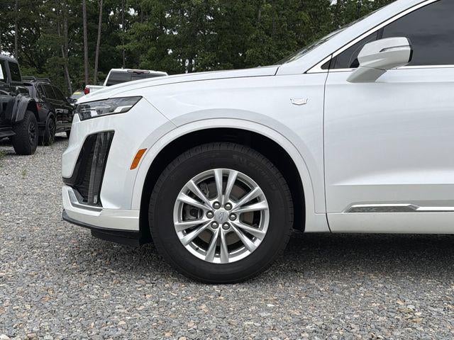 2025 Cadillac XT6 Luxury