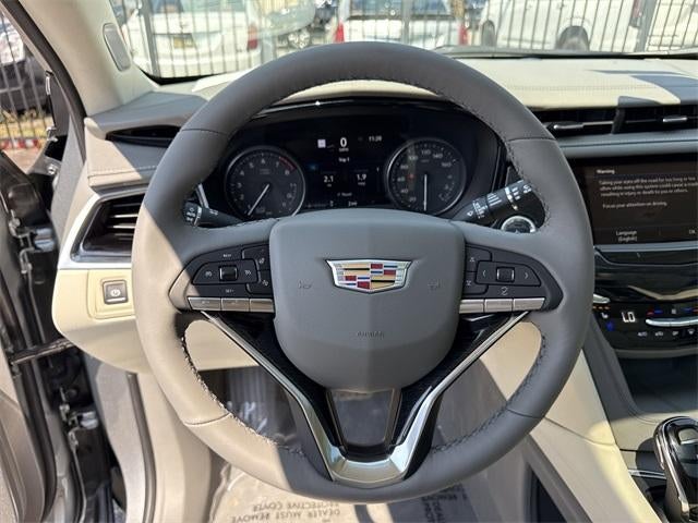 2025 Cadillac XT6 Premium Luxury
