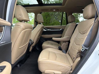 2022 Cadillac XT6 Premium Luxury