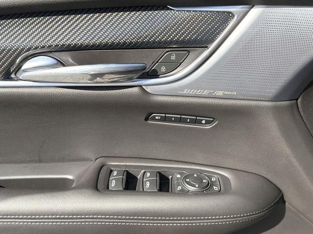 2023 Cadillac XT6 Sport